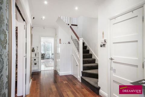 8 bedroom detached house for sale, Grosvenor Gardens, Temple Fortune, NW11