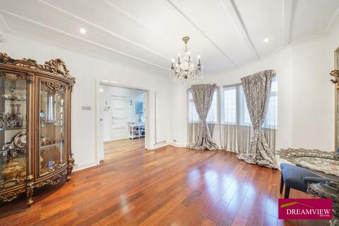 8 bedroom detached house for sale, Grosvenor Gardens, Temple Fortune, NW11