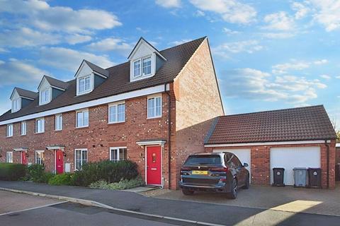 3 bedroom townhouse for sale, Great Leighs, Bourne, PE10