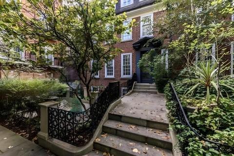 5 bedroom terraced house to rent, Mayfair, London W1K