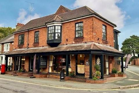 5 bedroom property with land for sale, Park Street, Surrey GU15