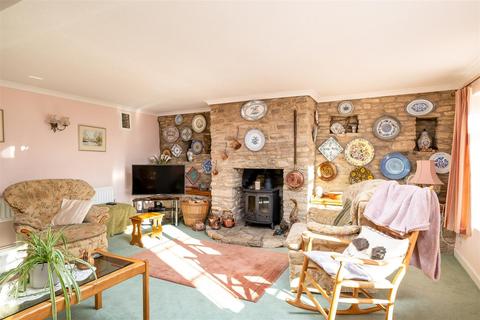 4 bedroom barn conversion for sale, Church Green, Milton Ernest, Bedford