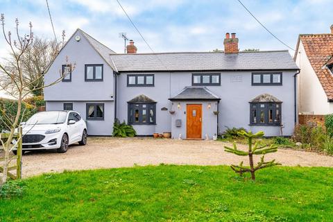 5 bedroom detached house for sale, Chelmsford Road, Good Easter