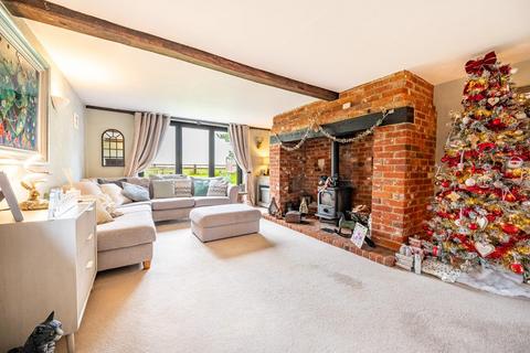 5 bedroom detached house for sale, Chelmsford Road, Good Easter