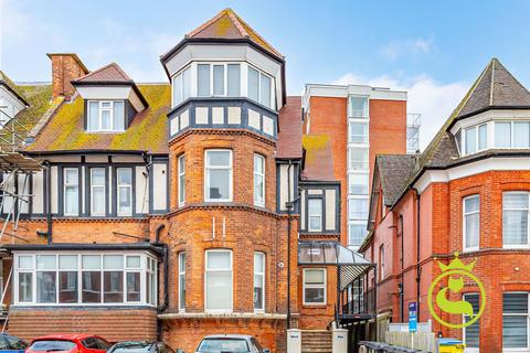 2 bedroom flat for sale, West Cliff Gardens, Bournemouth BH2