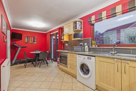 19 Greig Place, Perth, PH1 2UJ