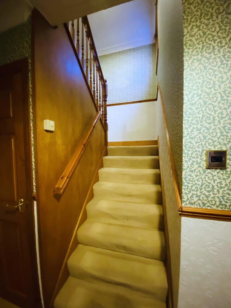 7 Windsor Place, Dumfries, DG2 9 BQ - Braidwoods So