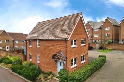 2 bedroom detached house for sale, Shearwater Drive, Berkshire RG12