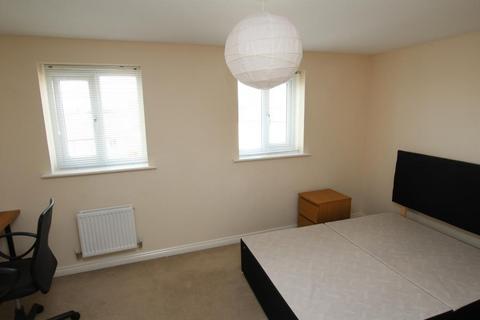 5 bedroom townhouse to rent, Wood Mead, Bristol BS16