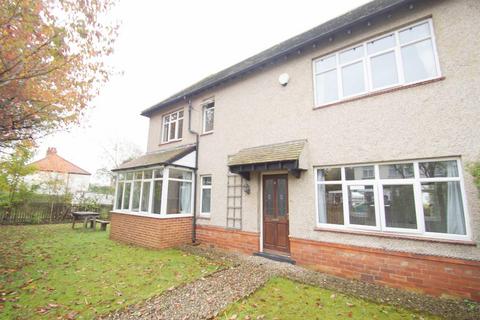 3 bedroom semi-detached house to rent, Nunroyd Avenue, Moortown, Leeds