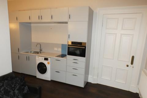 1 bedroom flat to rent, Cleveden Drive, Glasgow G12