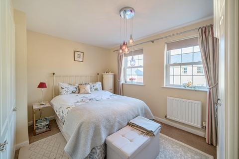 14 Gambet Road, Brockworth, Gloucester, GL3 4SF