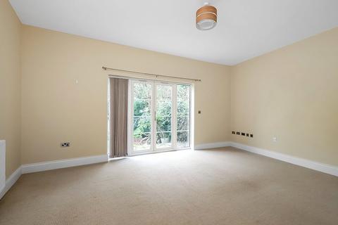 2 bedroom terraced house to rent, Bath Place, Winchester, Hampshire, SO22