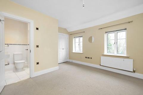 2 bedroom terraced house to rent, Bath Place, Winchester, Hampshire, SO22