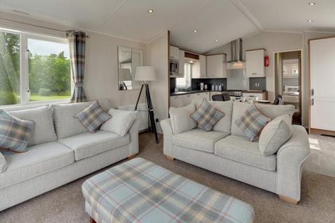 2 bedroom lodge for sale, Woodleigh Caravan Park