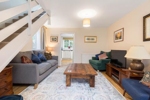 28 Benchfield Close, East Grinstead, RH19 3NZ