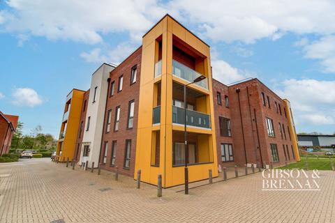 2 bedroom apartment for sale, Cole Court, Southend-on-Sea, SS2