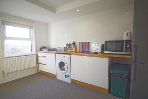 1 bedroom apartment to rent, 1-Bed Flat to Let on Whinfield Lane, Preston