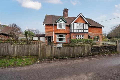 2 bedroom house for sale, Treblers Road, Crowborough