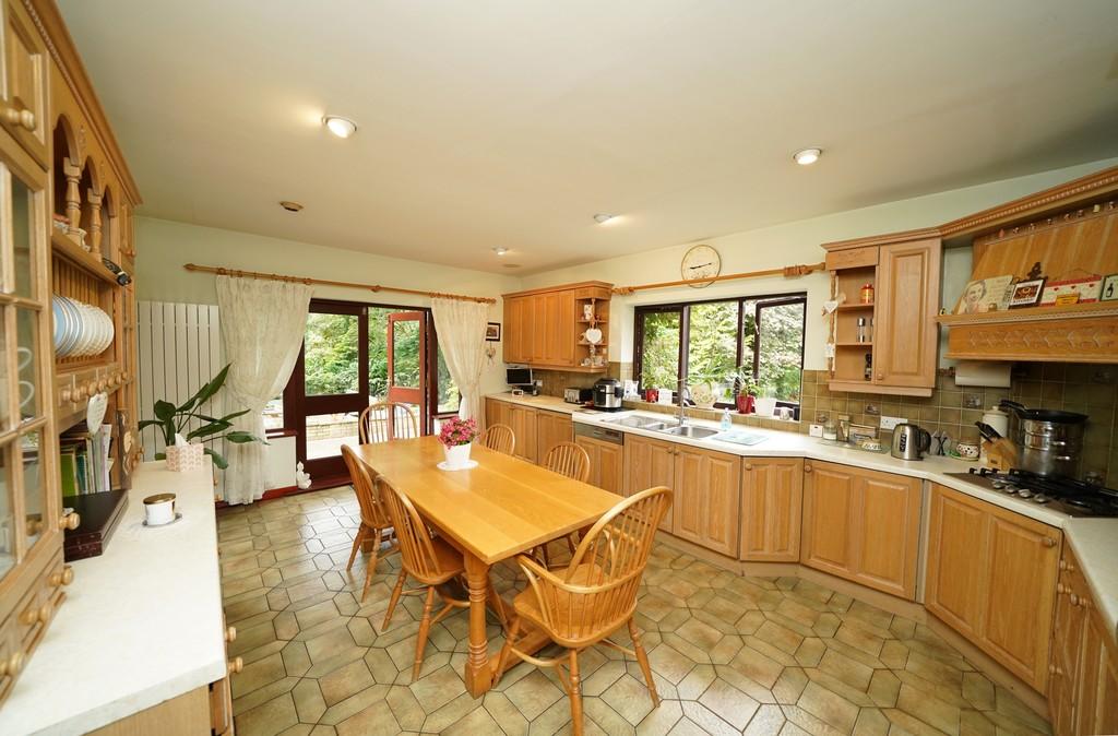 The Kitchen Breakfast Room