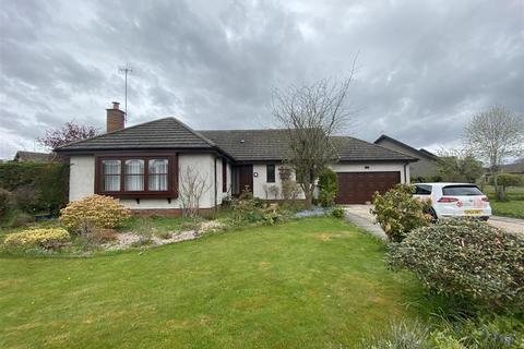 3 bedroom detached bungalow to rent, Hatton Road, Luncarty