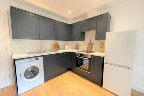 1 bedroom flat to rent, Burrell Road, Haywards Heath,