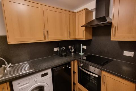 2 bedroom flat to rent, Calsayseat Road, Kittybrewster, Aberdeen, AB25