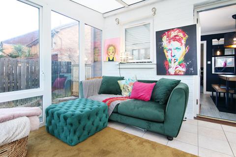 36 Corbieshot, Edinburgh, EH15 3RY