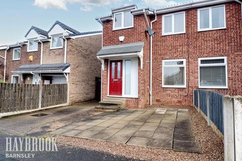 3 bedroom semi-detached house for sale, Cloverlands Drive, Staincross