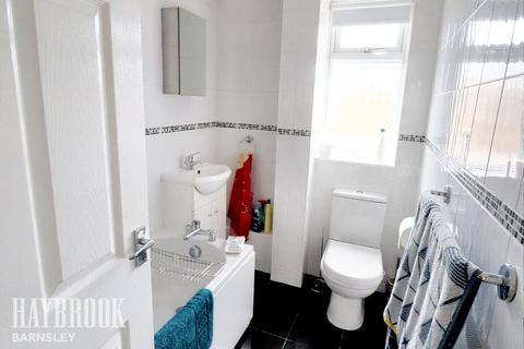 4 Cloverlands Drive, Staincross, Barnsley, S75 6EB