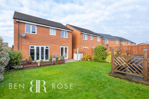 4 bedroom detached house for sale, Assembly Avenue, Leyland