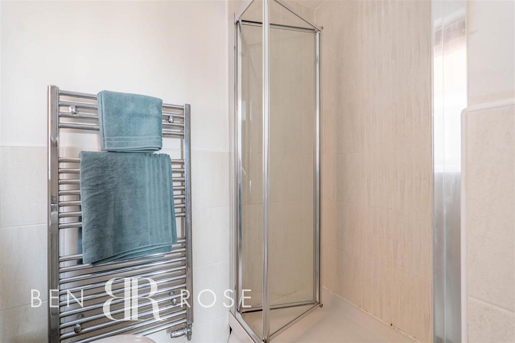 Master Ensuite