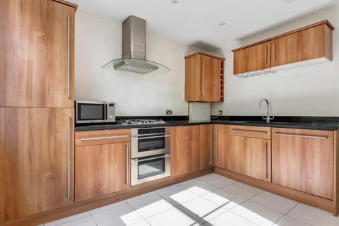 2 bedroom flat to rent, Donaldson Road, London, NW6