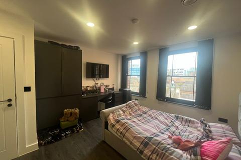 1 bedroom house to rent, Market Street, Nottingham NG1