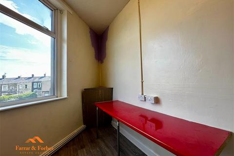 Property to rent, Spring Lane, Colne BB8