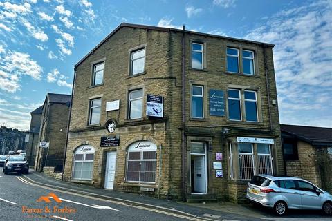 Property to rent, Spring Lane, Colne BB8