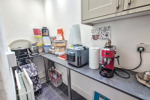 3 bedroom terraced house to rent, Vicarage Road, Croydon, CR0