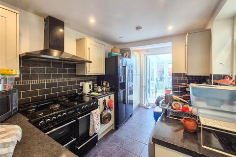 3 bedroom terraced house to rent, Vicarage Road, Croydon, CR0