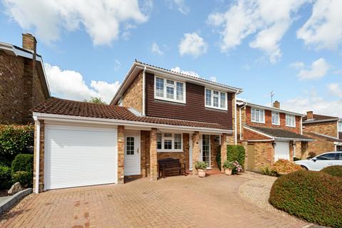 4 bedroom detached house for sale, Denham Walk, Chalfont St. Peter, Gerrards Cross