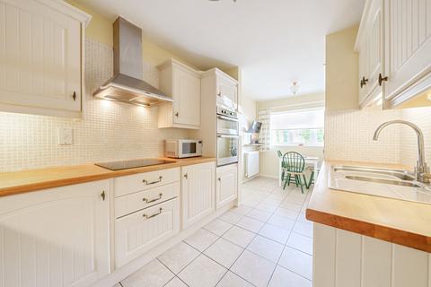 4 bedroom detached house for sale, Denham Walk, Chalfont St. Peter, Gerrards Cross