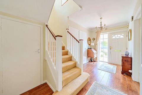 4 bedroom detached house for sale, Denham Walk, Chalfont St. Peter, Gerrards Cross