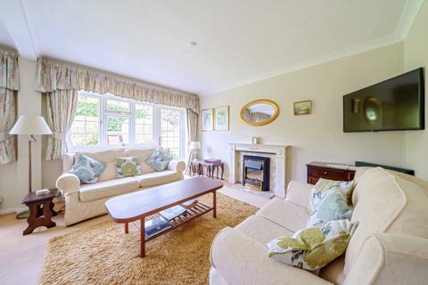 4 bedroom detached house for sale, Denham Walk, Chalfont St. Peter, Gerrards Cross