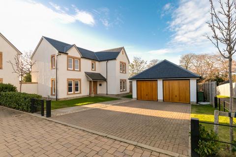 5 bedroom detached house for sale, Kings Court, Dunbar