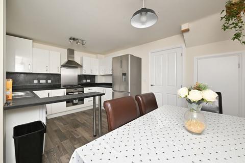 3 bedroom end of terrace house for sale, Handley Way, Lawley, TF3