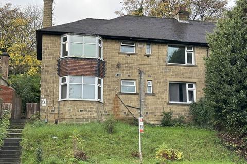 3 bedroom flat to rent, St. Johns Road, Huddersfield HD1