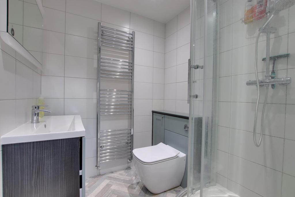 Ensuite bedroom one