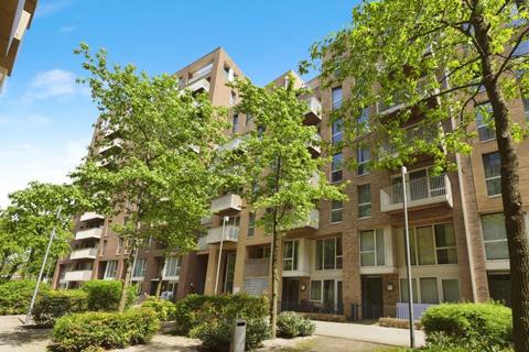 1 bedroom flat to rent, 11 Oxley Square, London E3