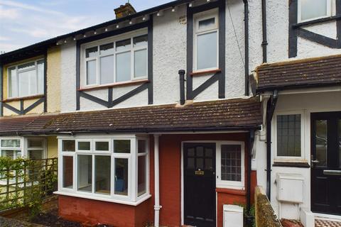 4 bedroom terraced house to rent, Barnett Road Brighton