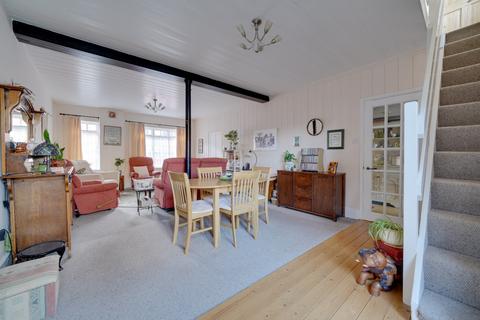 3 bedroom end of terrace house for sale, High Street, Hemingford Grey, Huntingdon, Cambridgeshire, PE28