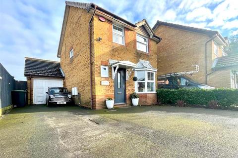 3 bedroom link detached house for sale, Humber Road, Ferndown